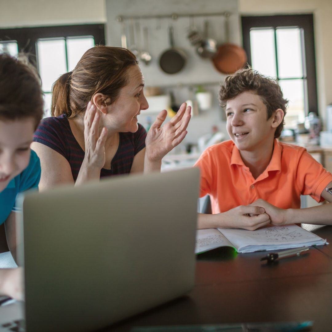 2 kids with one computer